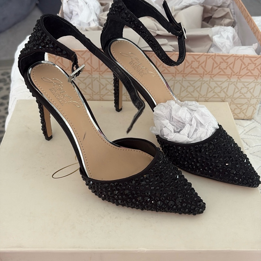 Badgley Mischka Jewel Studded Heels Size 6